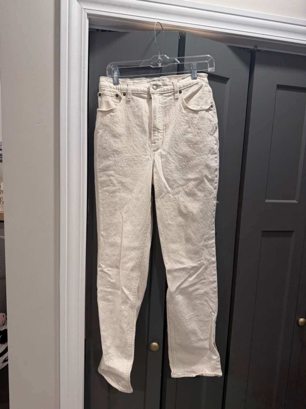Women's High-Rise Cream Straight Jeans